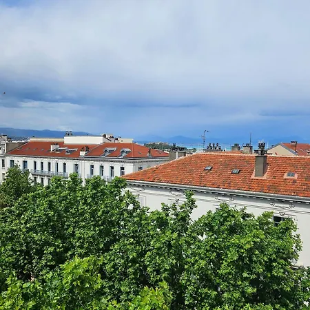 Ferienhaus Carre D'or Le Plazza 3p Antibes